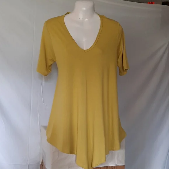 SHORT SLEEVE TOP - Picture 3 of 4